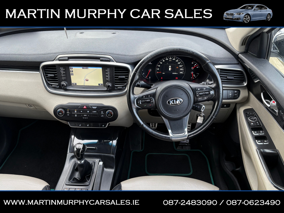 2016 Kia Sorento - image 12