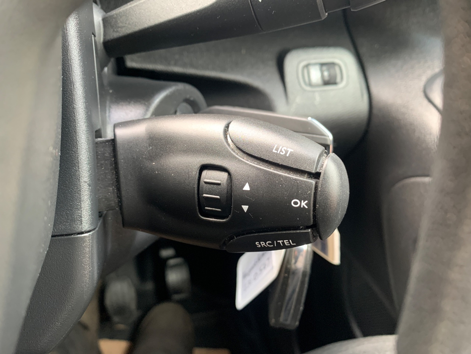 2023 Peugeot Partner - image 14