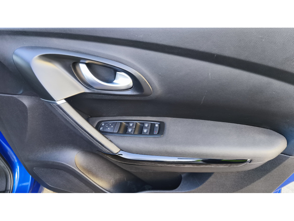 2019 Renault Kadjar - image 8