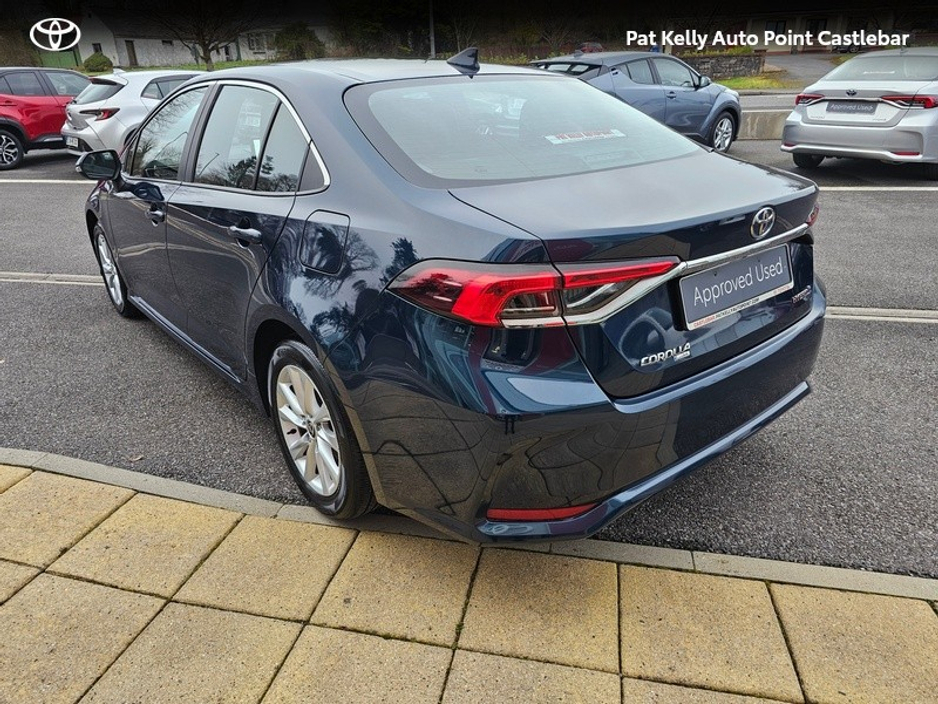 2023 Toyota Corolla COROLLA LUNA SALOON €27,900