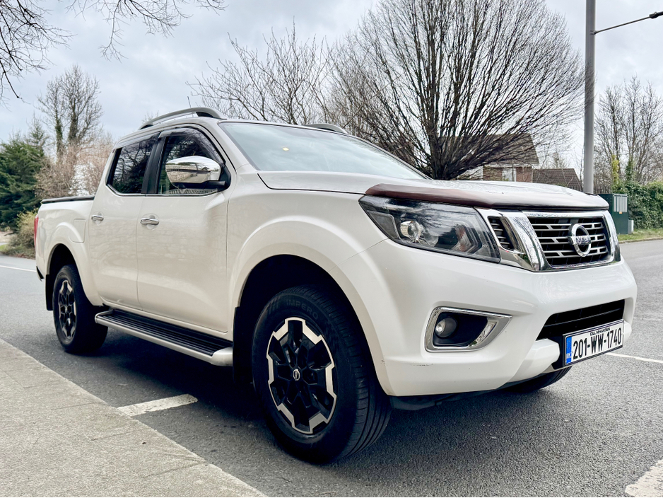 2020 Nissan Navara - image 5