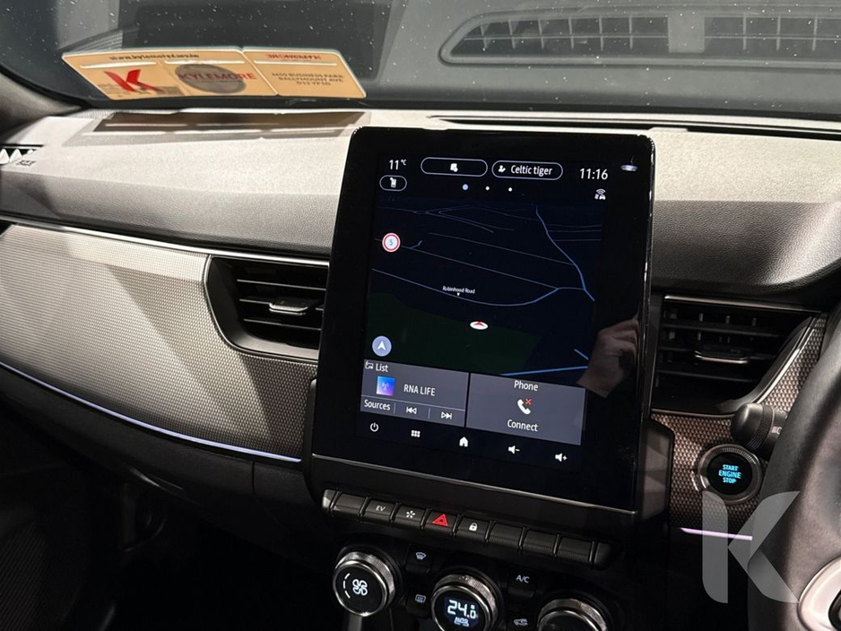 2024 Renault Arkana HYBRID 1.6L AUTOMATIC - REVERSE CAMERA/PARKING SENSORS - CRUISE CONTROL - A/C HEATING CONTROLS - DIAMOND CUT ALLOY WHEELS €26,950