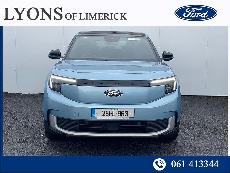 2025 Ford Explorer - image 8