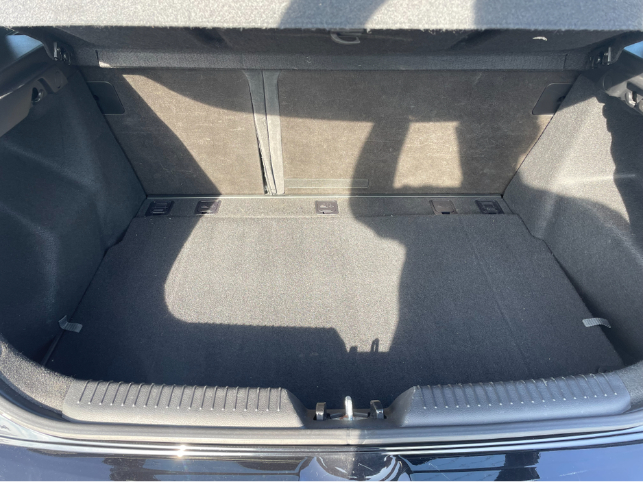 2016 Hyundai i30 - image 9