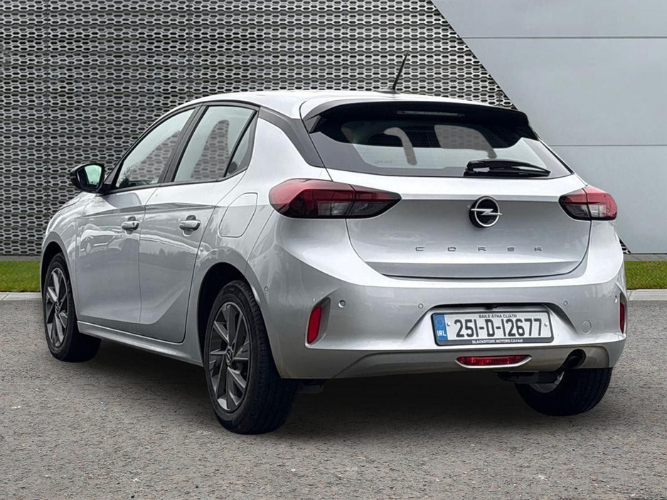 2025 Opel Corsa - image 3