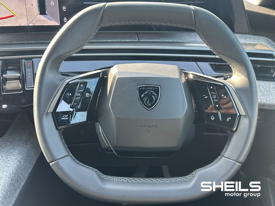 2026 Peugeot 5008 - image 17