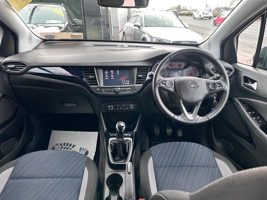 2020 Opel Crossland X - image 13