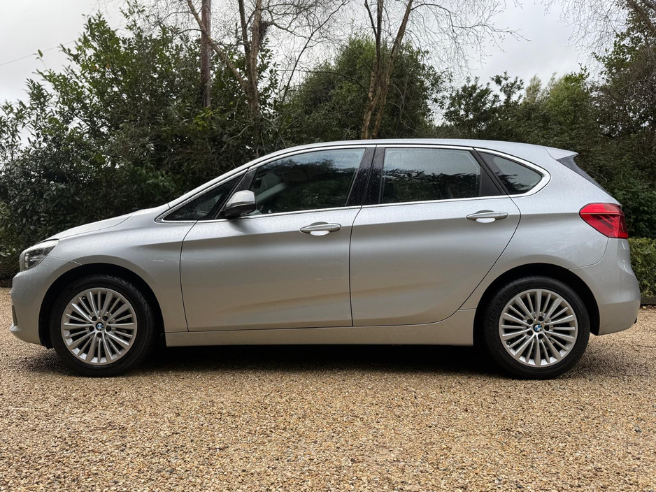 2017 BMW 2 Series - image 8