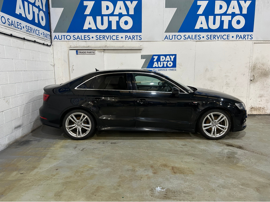 2015 Audi A3 1.6 TDI S LINE SALOON €9,750