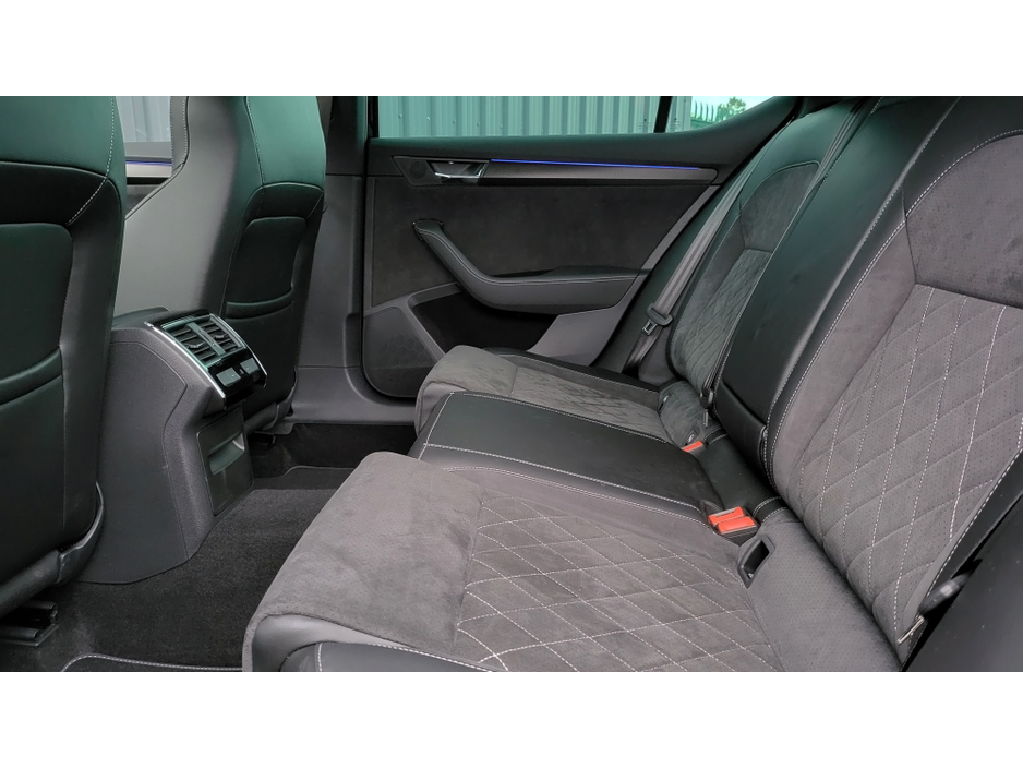 2024 Skoda Superb - image 17