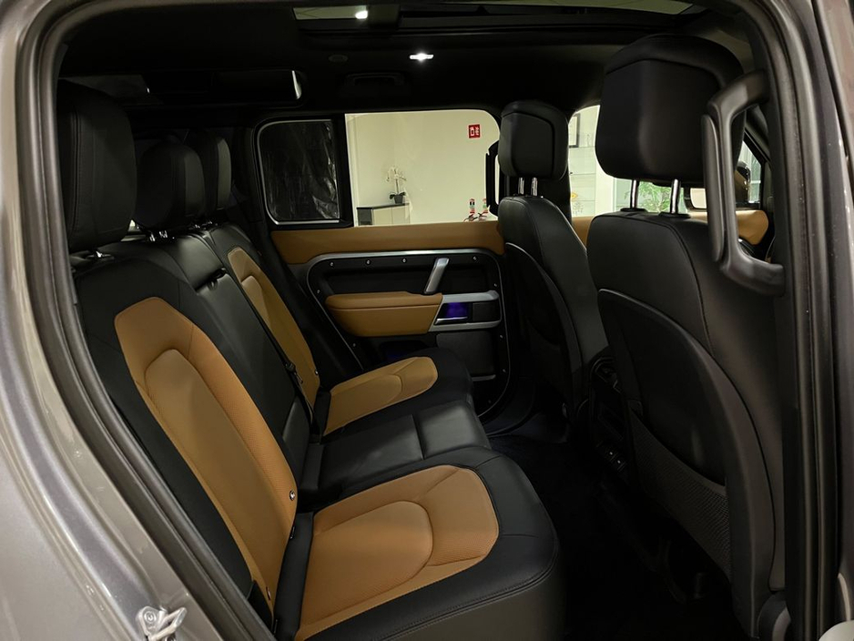 2023 Land Rover Defender - image 23