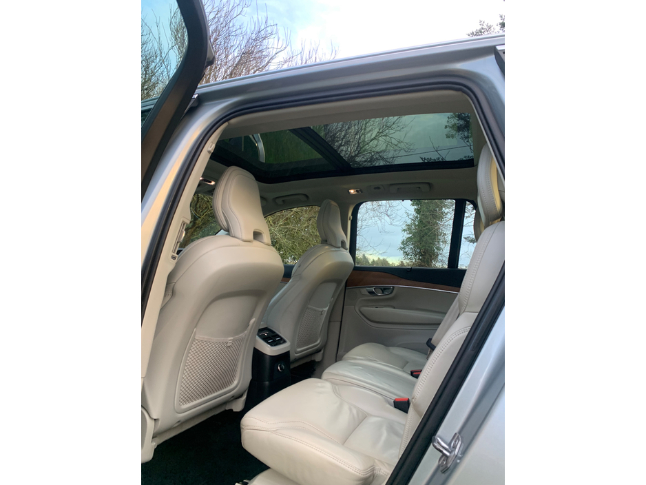 2019 Volvo XC90 - image 20
