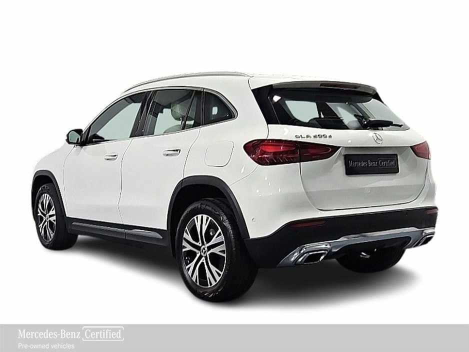 2024 Mercedes-Benz GLA Class - image 3