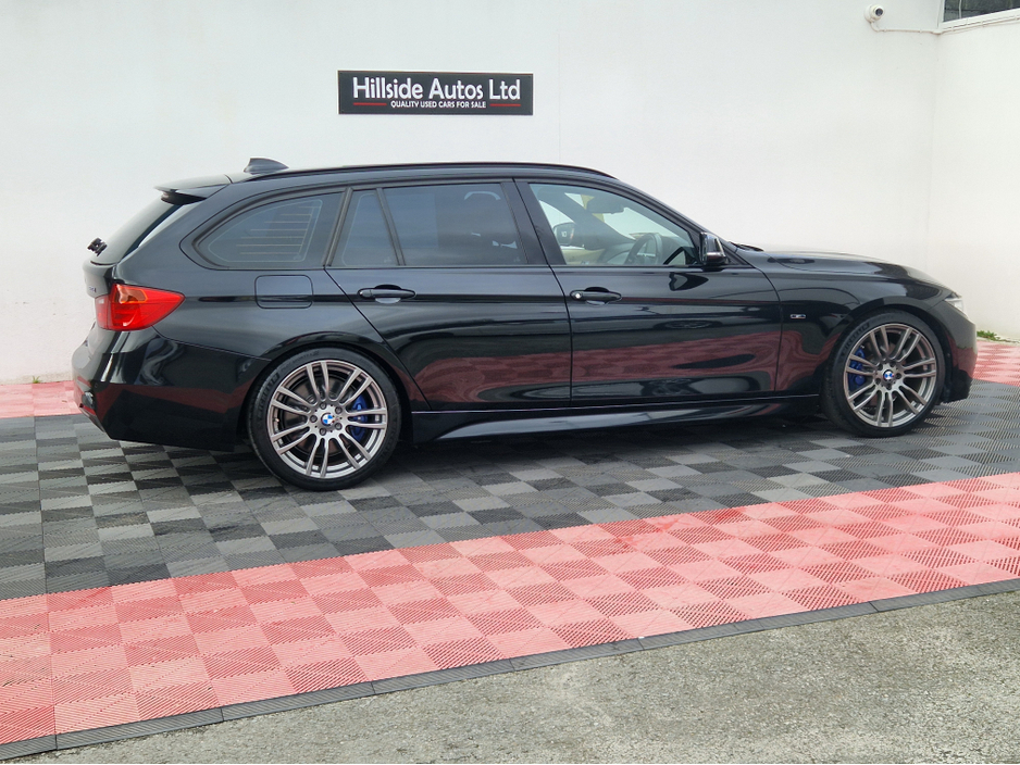 2013 BMW 3 Series - image 12