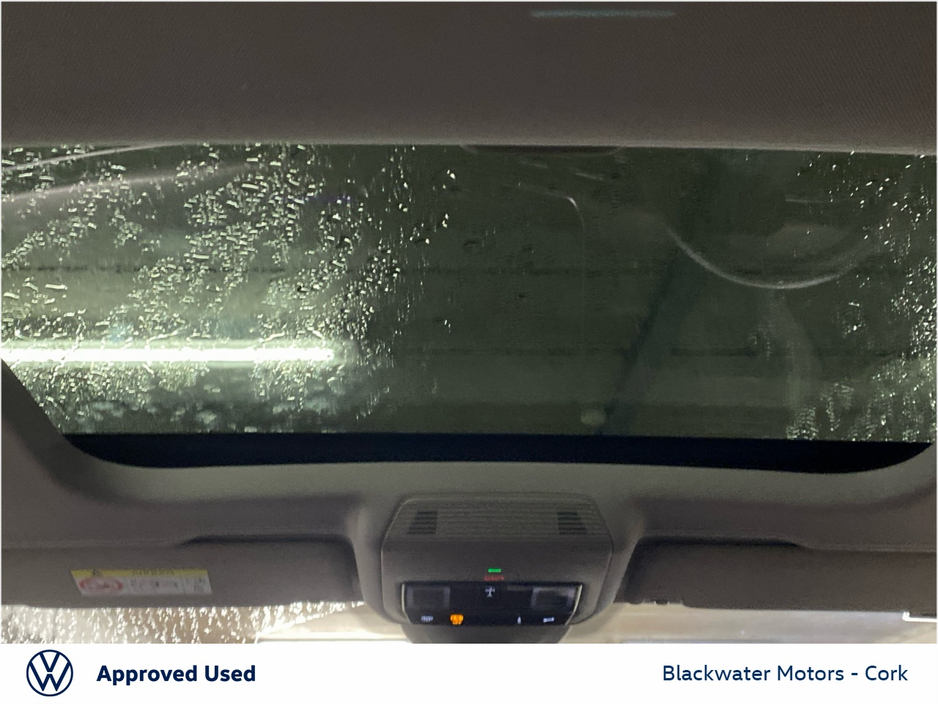 2025 Volkswagen Golf - image 21