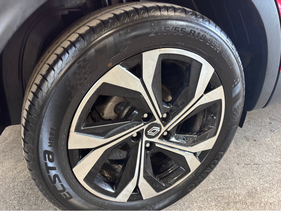 2024 Renault Arkana - image 3