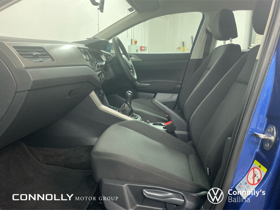 2021 Volkswagen Polo - image 5