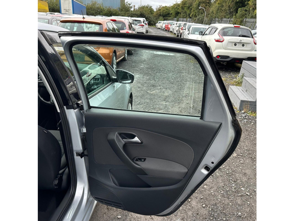 2014 Volkswagen Polo 1.2 Automatic Petrol (5733) €9,995