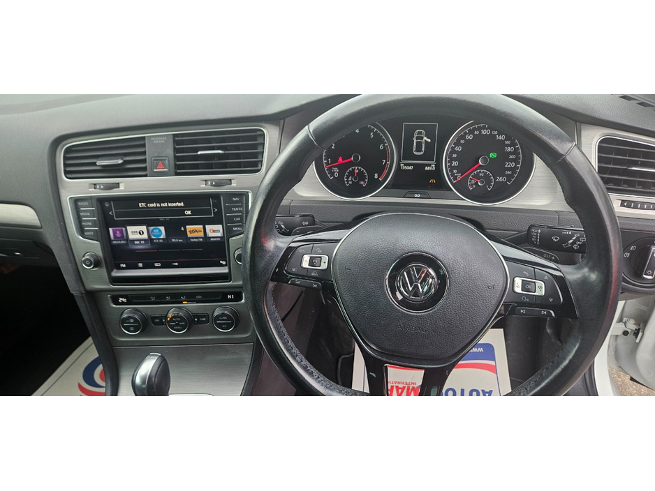 2016 Volkswagen Golf - image 27
