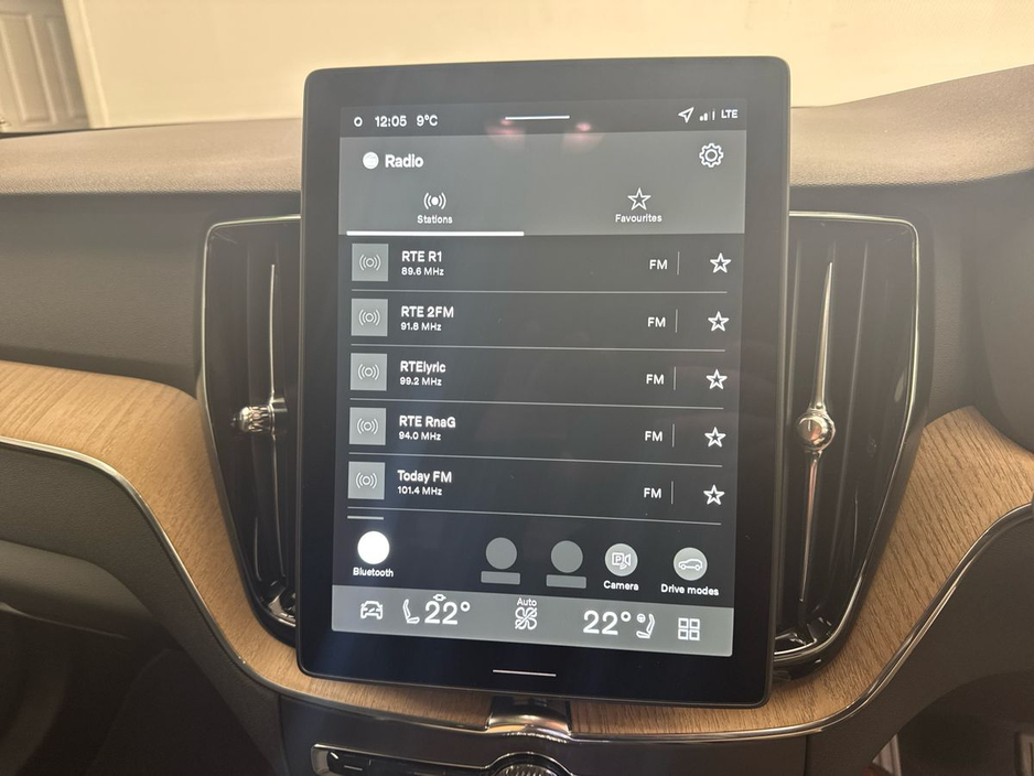 2026 Volvo XC60 - image 15