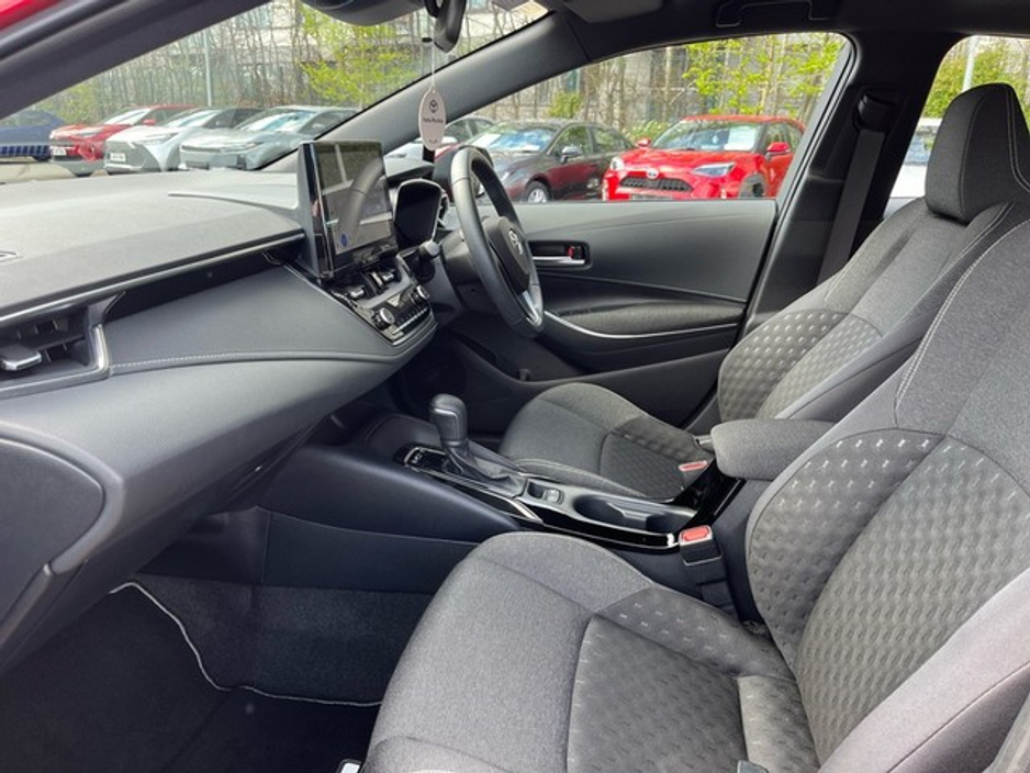 2024 Toyota Corolla - image 6