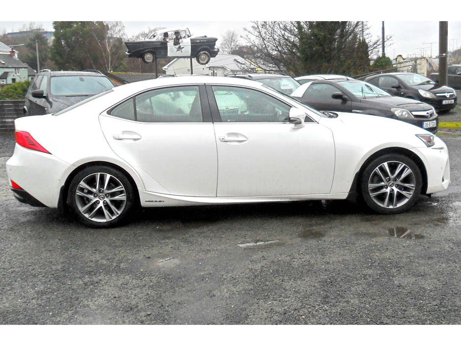 2019 Lexus IS 300 h 300 H 2.5 EXECUTIVE EDITION E-CVT 4DR AUTO.....NCT 02/27 €25,995