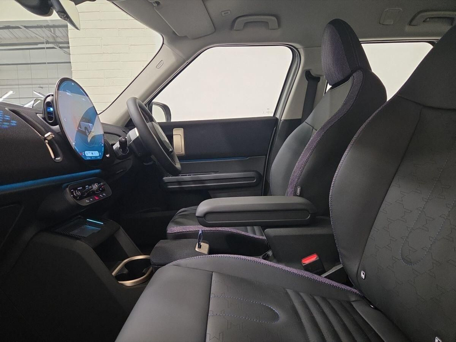 2026 MINI Countryman - image 5