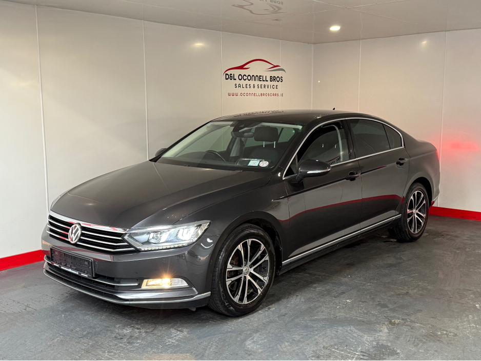 2019 Volkswagen Passat - image 10