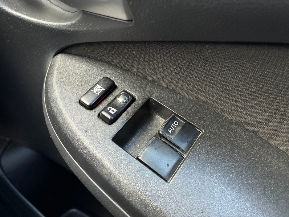 2012 Toyota Corolla 1.33 TERRA MC 4DR €3,950