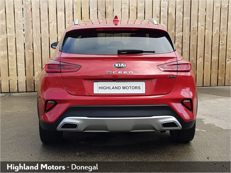 2020 Kia XCeed - image 11