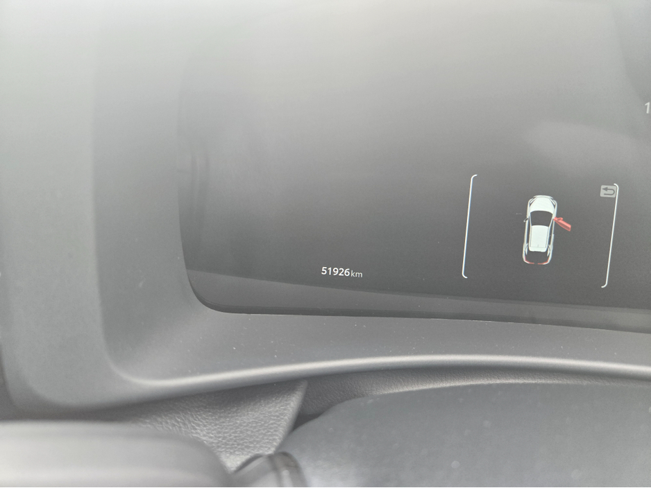 2024 Toyota C-HR - image 10