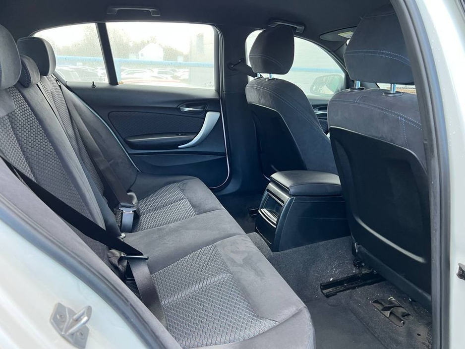 2017 BMW 1 Series 118d M-SPORT 2.0 D // FULL SERVICE HISTORY // REVERSE CAMERA // AIR CONDITIONING €16,900