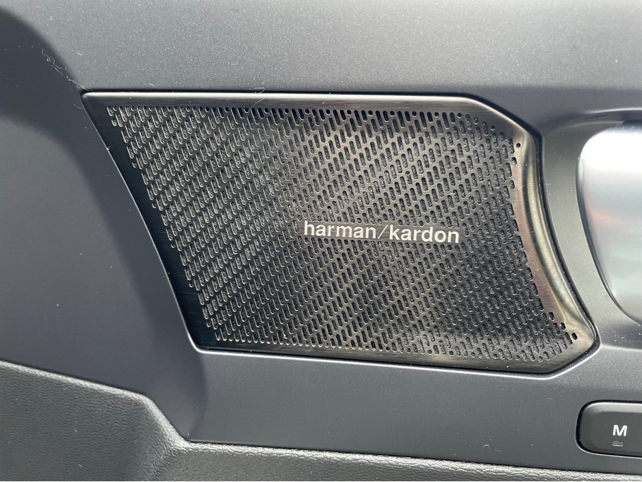 2022 Volvo XC40 ULTIMATE - 69KW BIGGER BATTERY - APPLE PLAY - 120TAX - NEW NCT €28,750