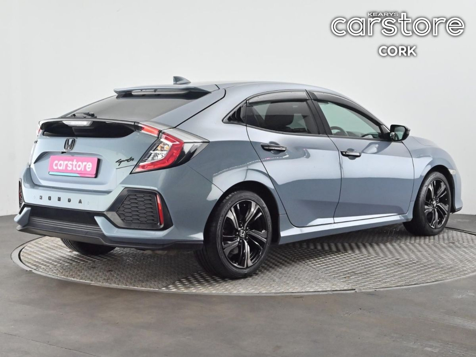 2018 Honda Civic - image 5