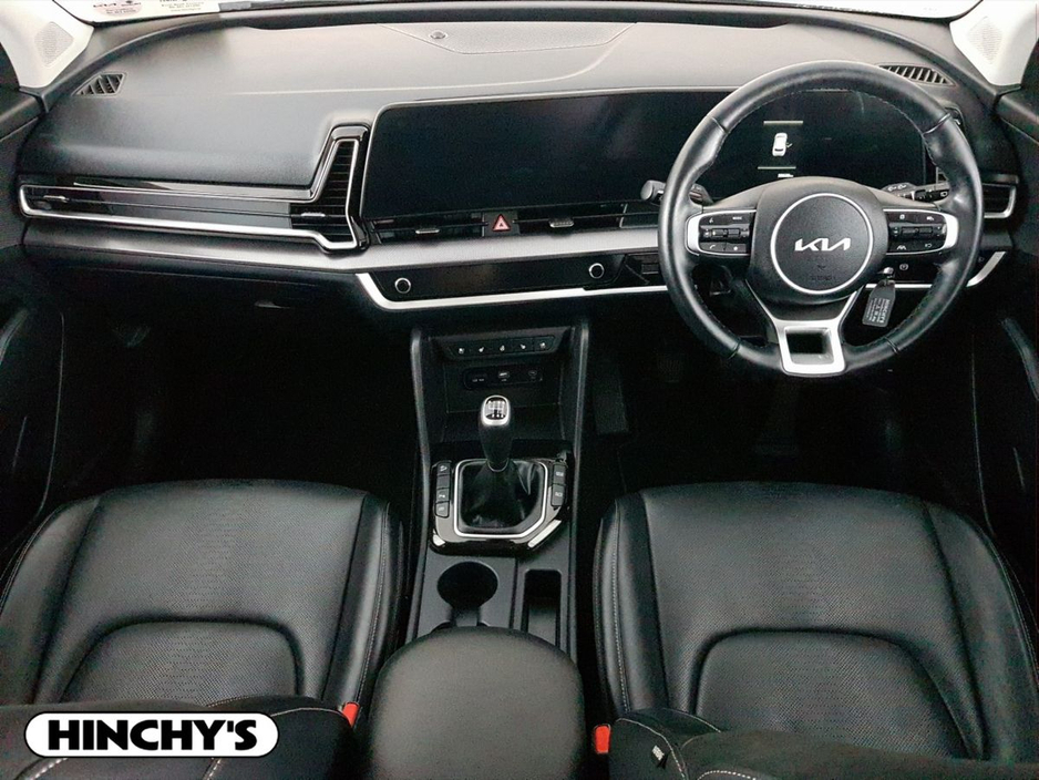 2024 Kia Sportage - image 2