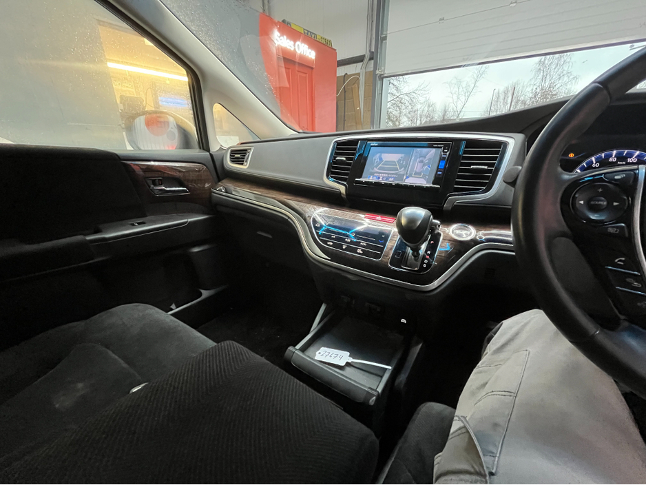 2018 Honda Odyssey €22950! 2018 HONDA ODYSSEY 7 SEATER AUTOMATIC HYBRID SENSING 2.0 AUTOMATIC / CRUISE CONTROL / REVERSE CAMERA / AUTOMATIC DOORS / ELECTRIC SEATS €22,950