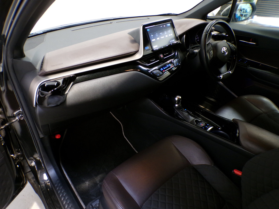 2018 Toyota C-HR 2018*51,000 MILES*HYBRID SPORT TOYOTA C-HR SELF CHARGING 1.8 AUTOMATIC*FANTASTIC CONDITION GREAT ON FUEL, POWER, COMFORT WITH A LOT OF SPACE ALL COMBINED FOR A FANTASTIC DRIVE. CAR COMES WITH FULL SAF €19,900