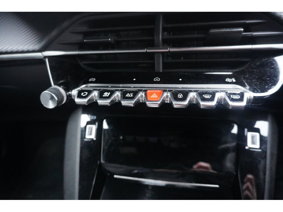 2024 Peugeot 2008 - image 13