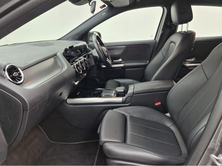 2021 Mercedes-Benz GLA Class - image 17