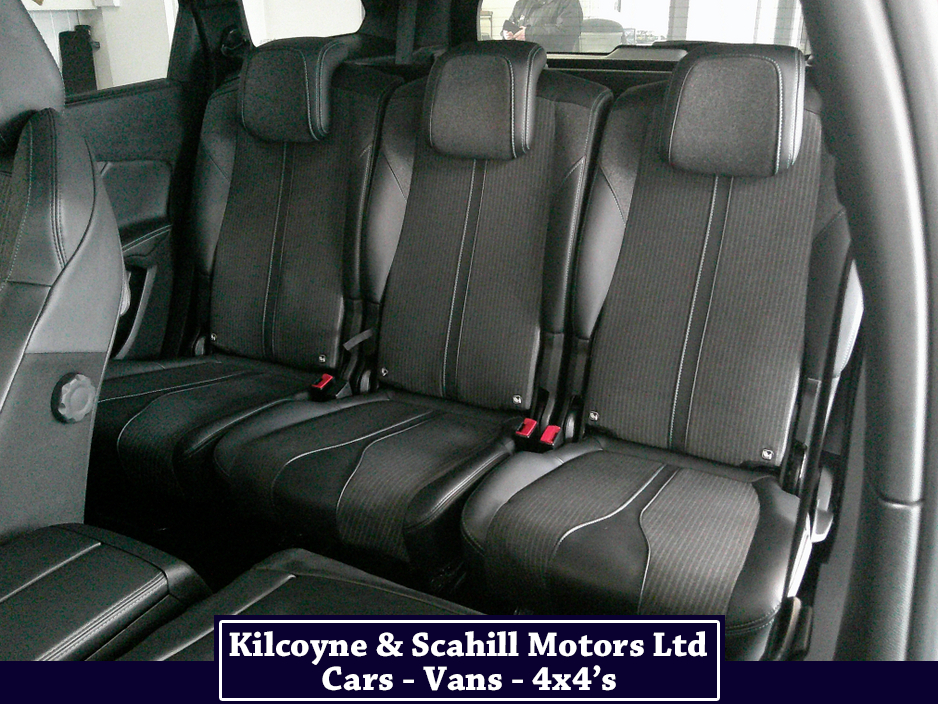 2022 Peugeot 5008 ALLURE PREMIUM B-HDI BLUEHDI S/S