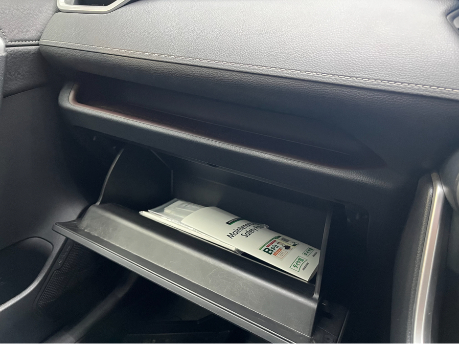 2024 Toyota Rav4 - image 17