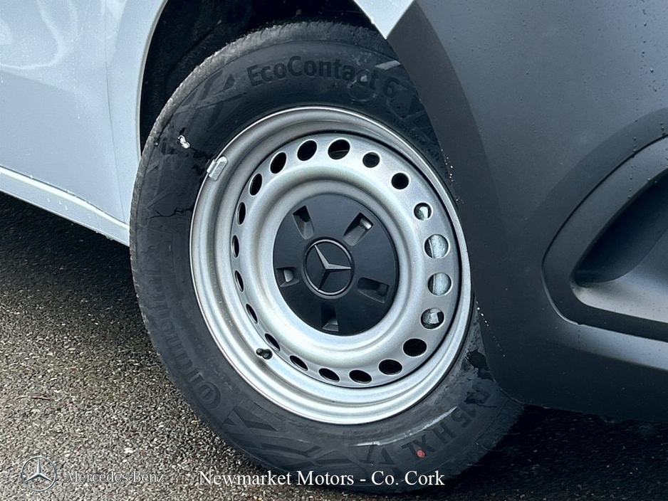 2026 Mercedes-Benz Citan - image 2