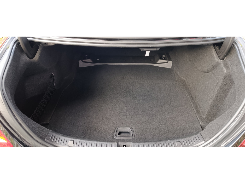 2018 Mercedes-Benz E Class - image 10