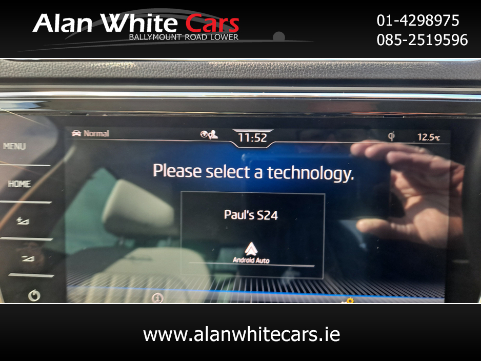 2022 Skoda Superb - image 32