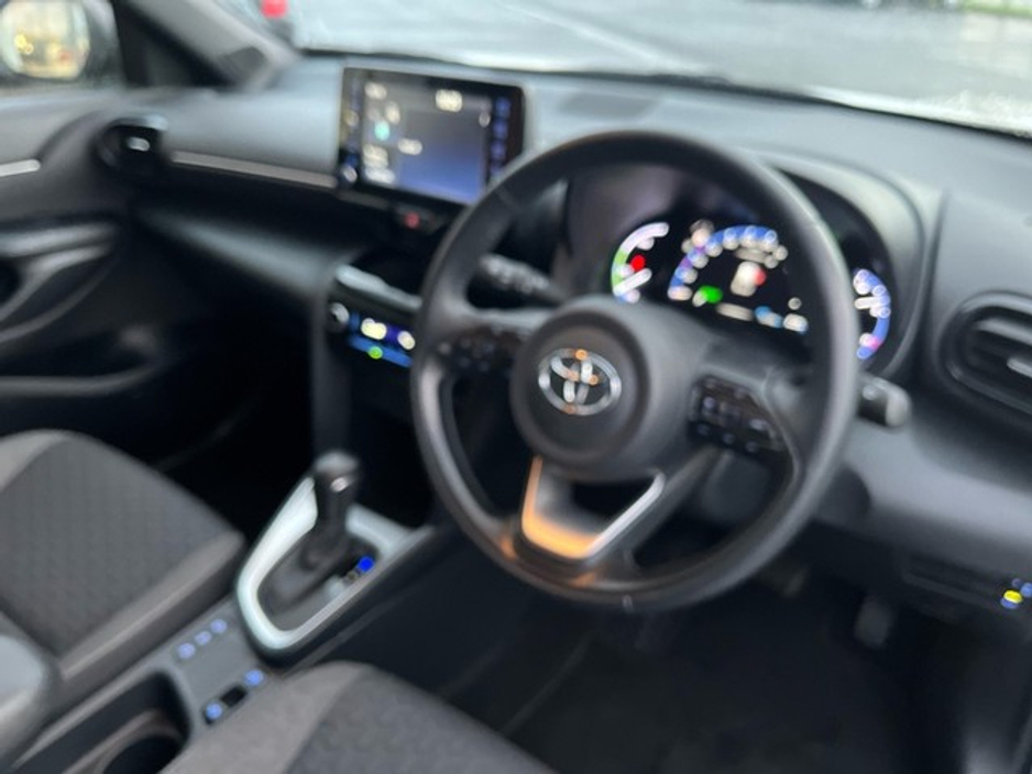 2024 Toyota Yaris Cross YARIS CROSS LUNA SPORT