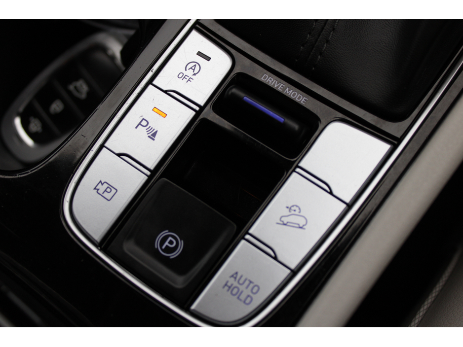 2022 Hyundai Tucson - image 17