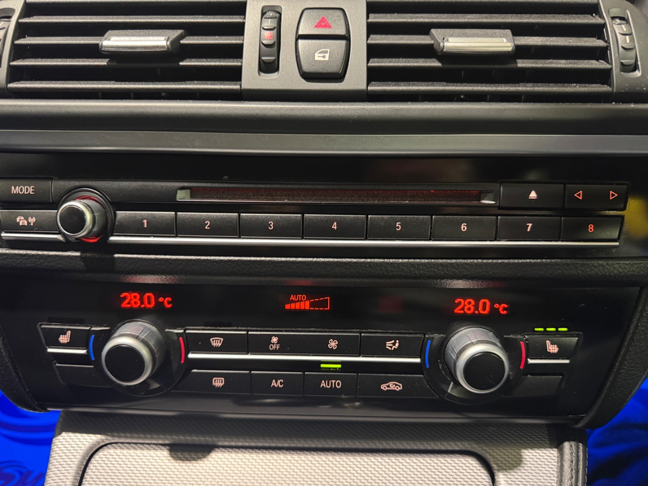 2012 BMW 5 Series - image 19