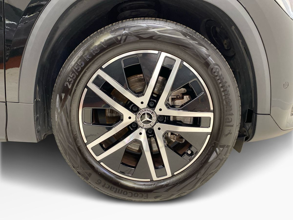 2022 Mercedes-Benz GLA Class - image 7