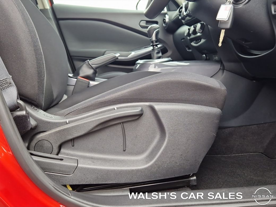 2022 Nissan Juke - image 30