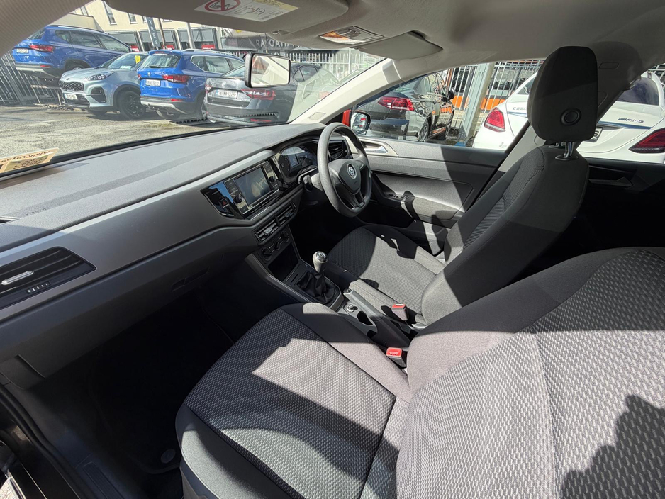 2018 Volkswagen Polo - image 27